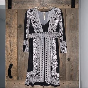 Women’s XL Black White 3/4 Sleeve Boho Dress Knee Length Empire Waist Pilling